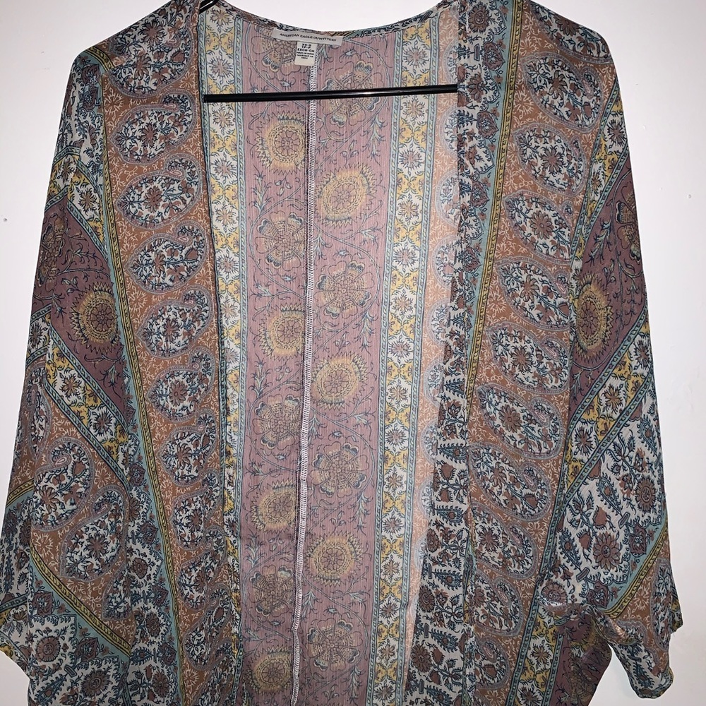 AEO floral kimono